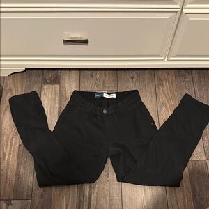 Men’s Old Navy pants in black